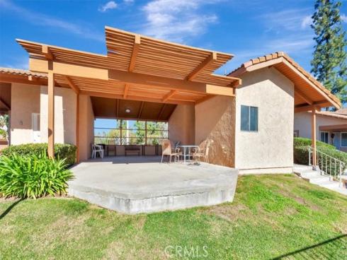 2067 Bay Meadows Drive, Placentia, CA