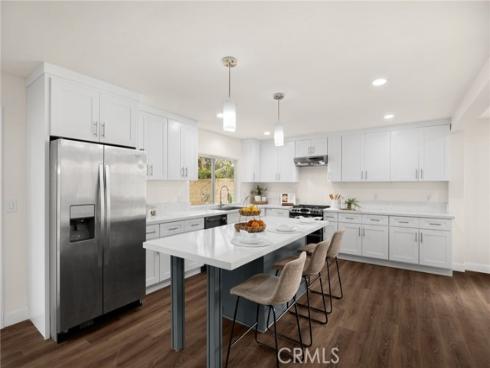 549  Fordham  , Placentia, CA