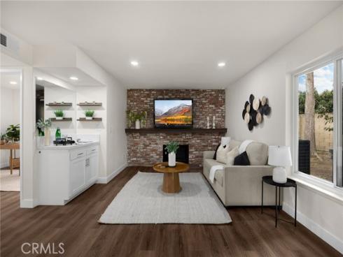 549  Fordham  , Placentia, CA