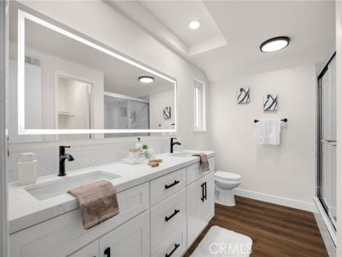 549  Fordham  , Placentia, CA