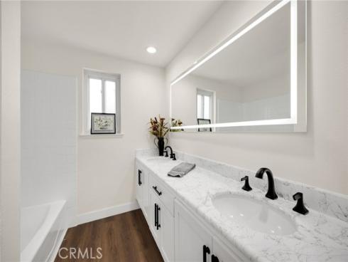 549  Fordham  , Placentia, CA