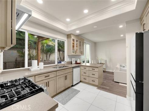 180  Horseshoe  , Placentia, CA