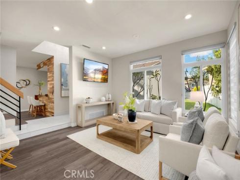 180  Horseshoe  , Placentia, CA