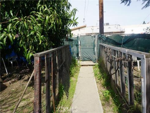 315  Baker  , Placentia, CA