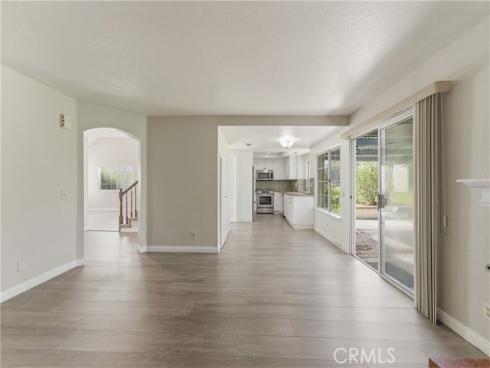 1000  Henrietta  , Placentia, CA