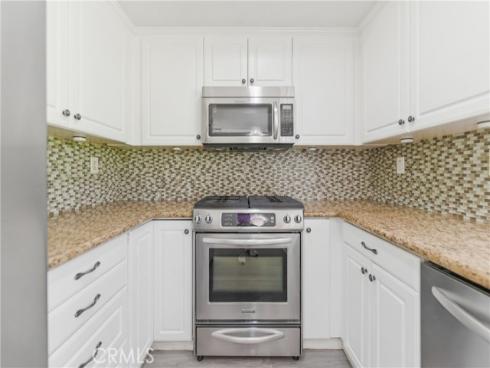 1000  Henrietta  , Placentia, CA