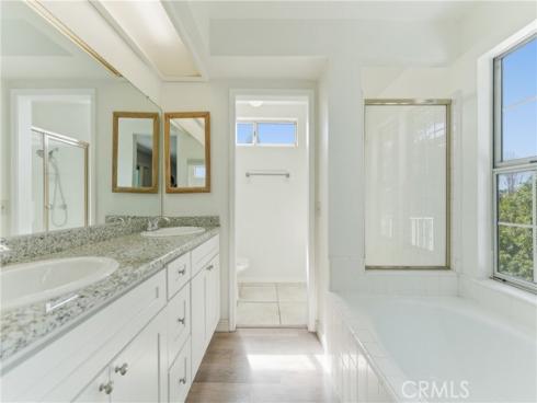 1000  Henrietta  , Placentia, CA