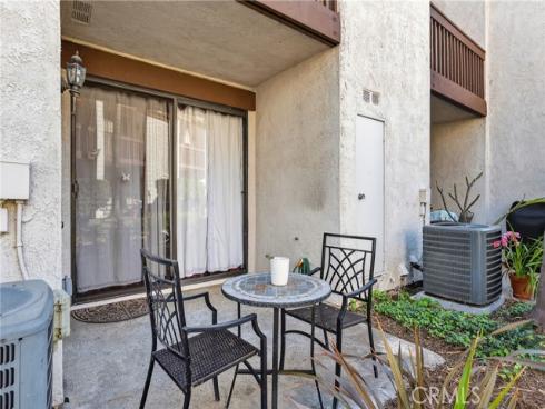 304  Molokai  , Placentia, CA