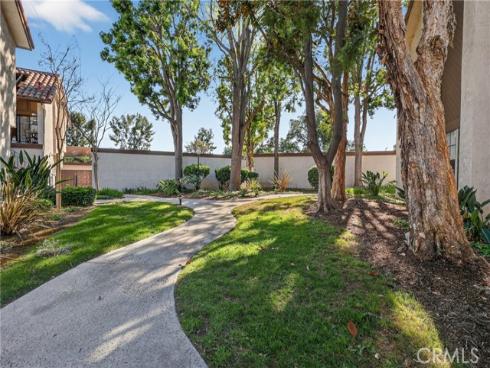 304  Molokai  , Placentia, CA