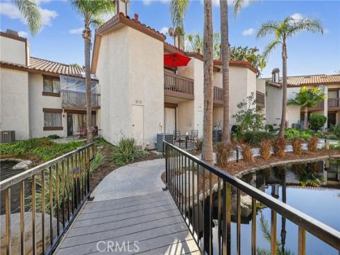 304  Molokai  , Placentia, CA