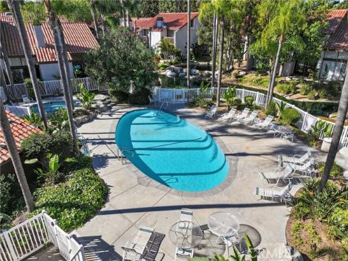 304  Molokai  , Placentia, CA