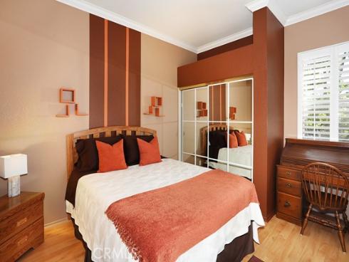 114  Byrnes  , Placentia, CA