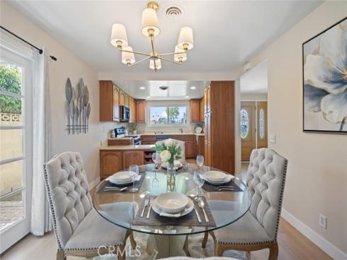 1384  Roxborough  , Placentia, CA