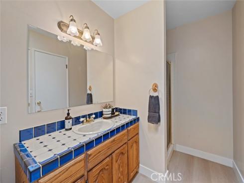 1384  Roxborough  , Placentia, CA