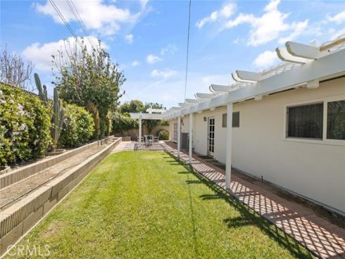 1384  Roxborough  , Placentia, CA