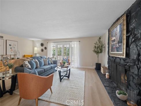 1384  Roxborough  , Placentia, CA