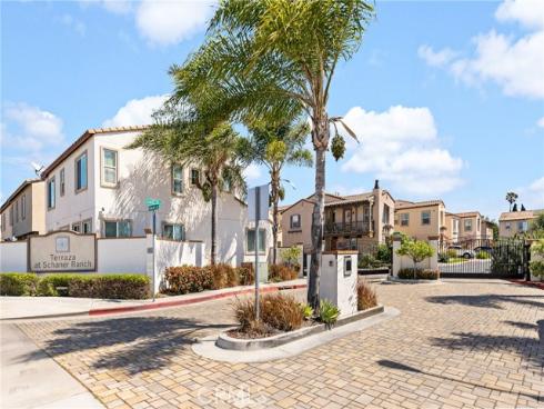 1256 N Vecino  , Placentia, CA