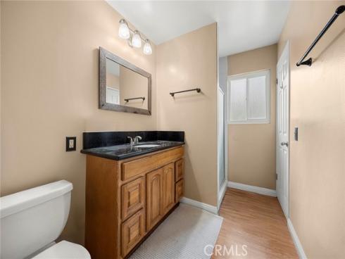 718  Kenoak  , Placentia, CA