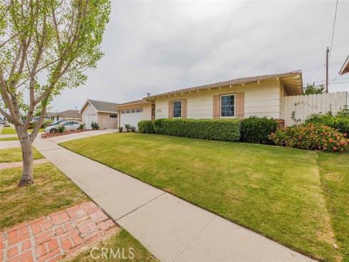 1743  Hamer  , Placentia, CA