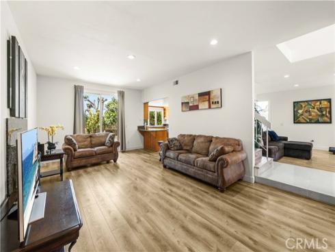 163  Saddle  , Placentia, CA