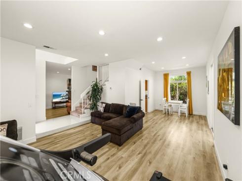 163  Saddle  , Placentia, CA