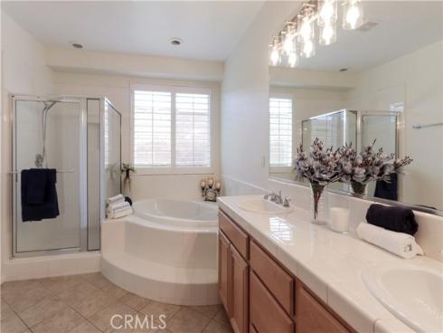 312  Collard  , Placentia, CA