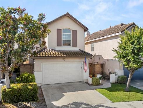 1124  Davis  , Placentia, CA
