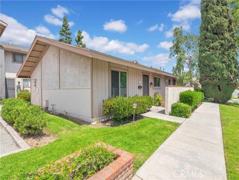 121  Doverfield  61  Drive, Placentia, CA