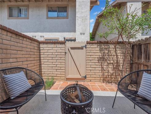 121  Doverfield  61  Drive, Placentia, CA