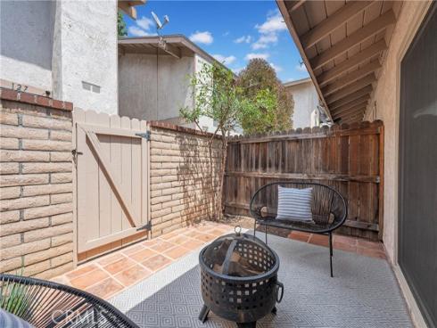 121  Doverfield  61  Drive, Placentia, CA