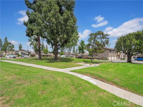 121  Doverfield  61  Drive, Placentia, CA