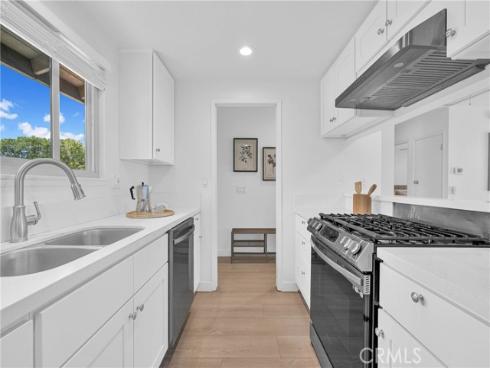 121  Doverfield  61  Drive, Placentia, CA