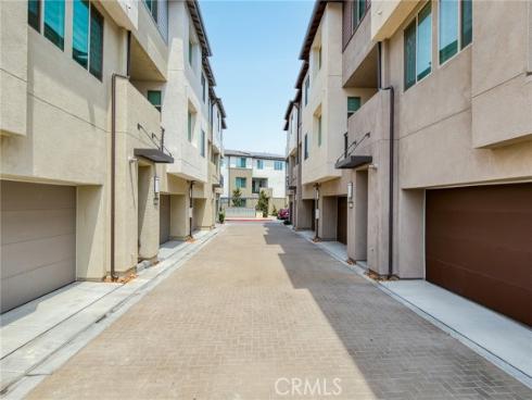 1560  Topeka  7 , Placentia, CA