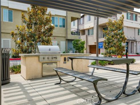 1560  Topeka  7 , Placentia, CA