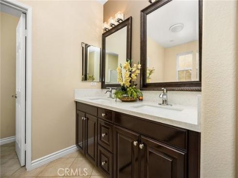253 E Santa Fe   Court, Placentia, CA