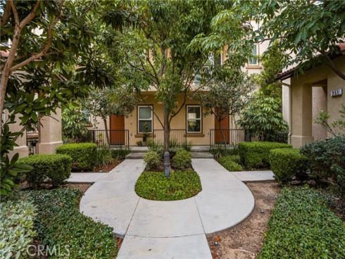 253 E Santa Fe   Court, Placentia, CA