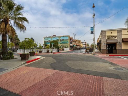 253 E Santa Fe   Court, Placentia, CA