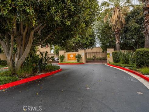 253 E Santa Fe   Court, Placentia, CA