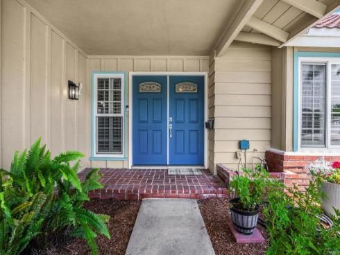 407 Barry Place, Placentia, CA