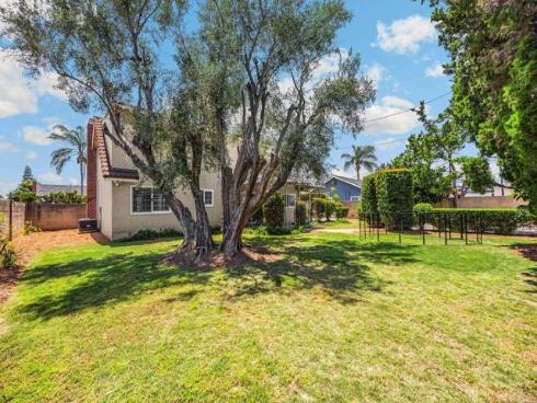407 Barry Place, Placentia, CA