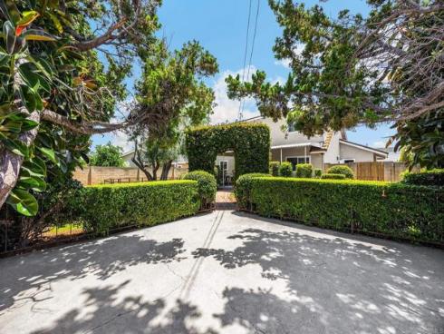 407 Barry Place, Placentia, CA