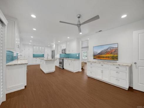 407 Barry Place, Placentia, CA