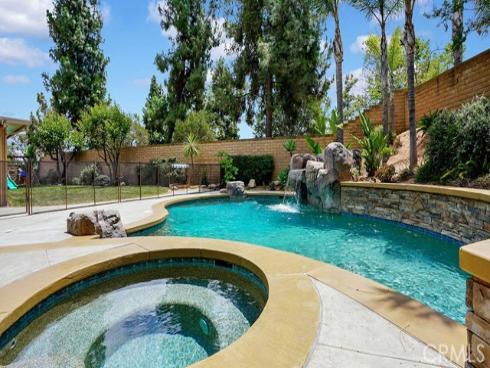 103 N Beggerly  , Placentia, CA
