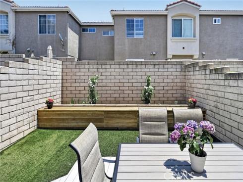 118  Sweet  , Placentia, CA