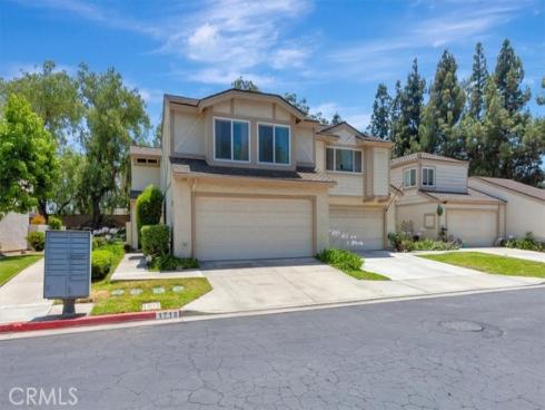 1718 Truman Circle, Placentia, CA