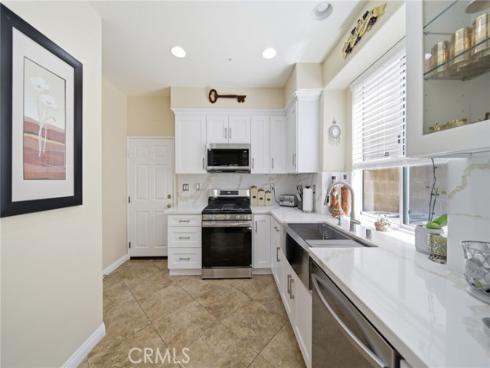 1032 E Van Gorden , Placentia, CA