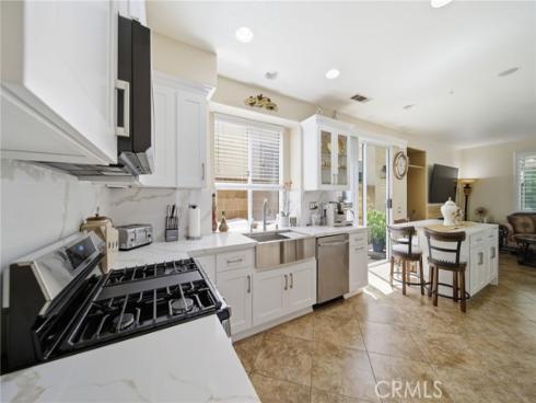 1032 E Van Gorden , Placentia, CA