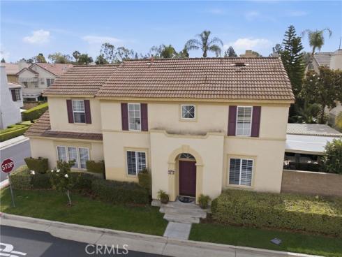 1032 E Van Gorden , Placentia, CA