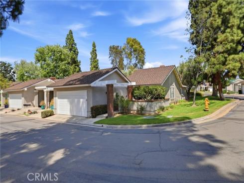 1260  Tiburon  , Placentia, CA