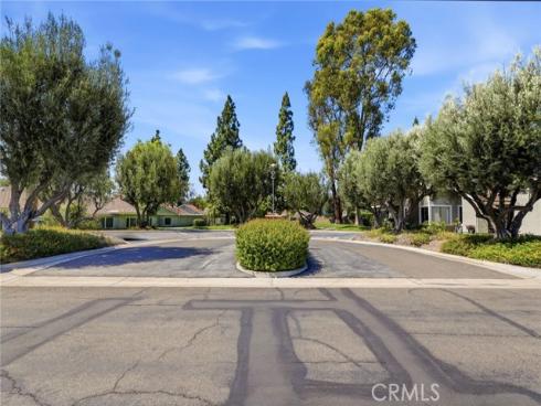 1260  Tiburon  , Placentia, CA
